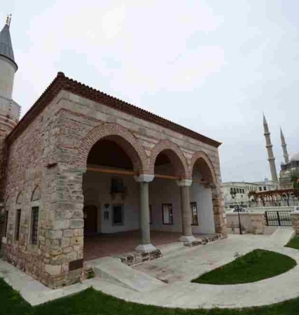 Atik Ali Paşa Camii