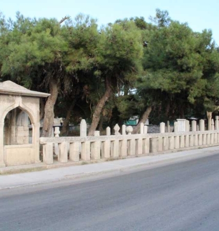 Fatma Sultan (Çamlık) Mezarlığı ve Secdegah Türbesi