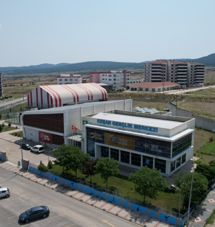 Edirne Şehit Erdoğan Meyva Gençlik Merkezi